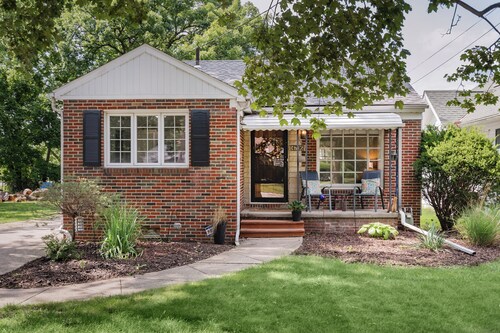 Pets welcome/King Bed/park/zoo/UTMC/DT Toledo/COZY