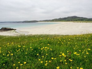 Cottage | Interior - Taigh Tharmoid Ruaidh (Isle of Lewis)