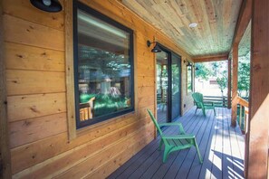 Terrace/patio - Luxury Cabin in the Heart of McCall (McCall)