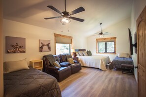 4 chambres, lit parapluie, Wi-Fi gratuit, draps fournis