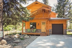 Exterior - Luxury Cabin in the Heart of McCall (McCall)