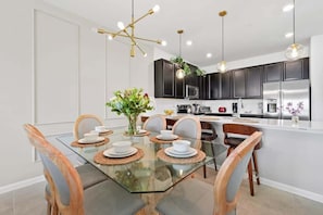 Dining - Last Minute Disney Getaway! Luxury Condo with Private Balcony. Book Now! #58077 (Orlando)