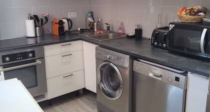 Agréable Maison Typique DE Village Rénové