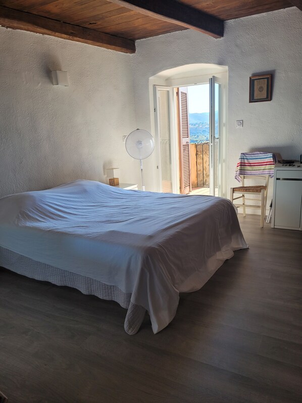 3 bedrooms, WiFi
