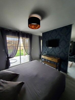 1 slaapkamer, geluiddichte muren, reisbedje, gratis wifi