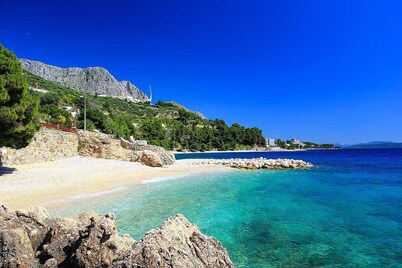 Villa with heated pool, sea view - a few minutes from the beach