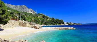 Villa with heated pool, sea view - a few minutes from the beach