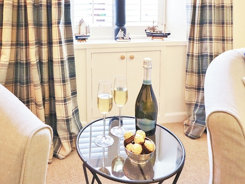 2 bedroom accommodation in Kirkcudbright