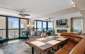 Fernseher, Kamin, Videospiele