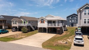 Exterior - Sojourn's Chipwrecked | 2Min Walk to Beach, Bikes (Kill Devil Hills)