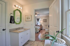 5 habitaciones, wifi y ropa de cama 
