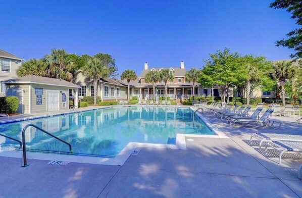 Alberca al aire libre 