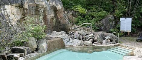 屋外プール、温水プール