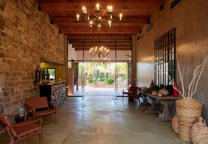 Lobby - Surya Hotel (Valle de Guadalupe)