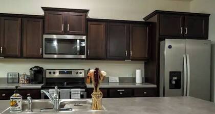 Gorgeous Entire Home In Greensboro!!!!