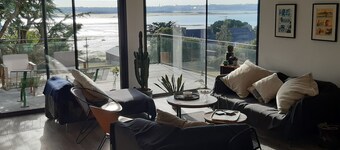 "Au gré des marées", panoramic sea view, beach 300 m, town 800 m.