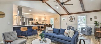 Chic Lilburn Getaway w/Media Room + Fire Pit