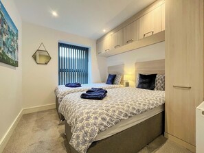 2 quartos, Wi-Fi de cortesia, roupa de cama