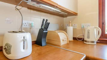 2 bilik tidur, dihias secara berasingan