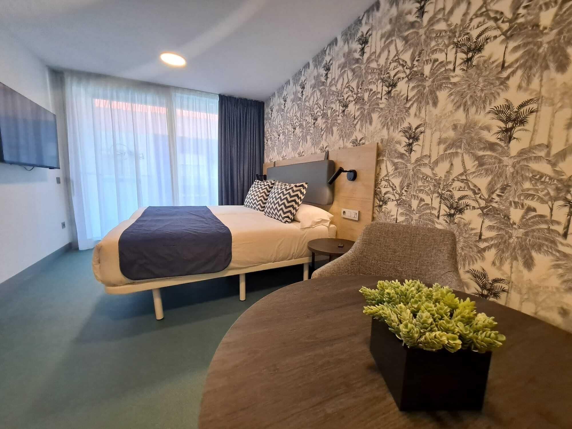 Studio | Iron/ironing board, free WiFi, bed sheets
