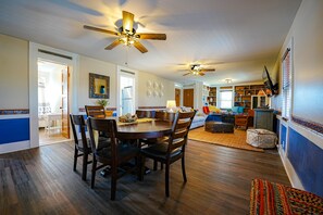 Two Bedroom Apartment Suite | In-room dining - La Posada (Milford)