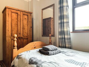 2 室のベッドルーム、WiFi (無料)、ベッドシーツ