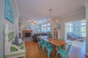 House, Multiple Beds, Patio | Dining