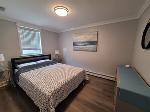 3 bedrooms, iron/ironing board, WiFi