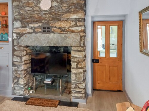 2 bedroom accommodation in Llanrwst