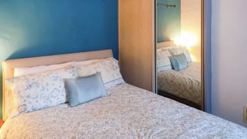 2 bedrooms, free WiFi, bed sheets