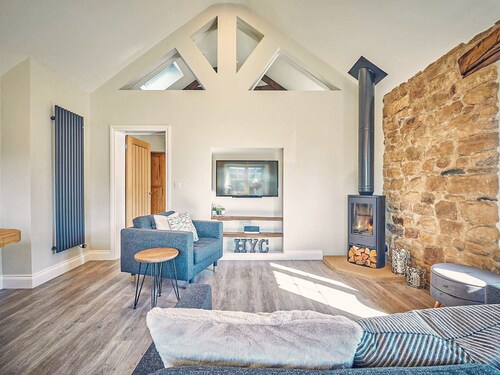 2 bedroom accommodation in Wall, Hexham