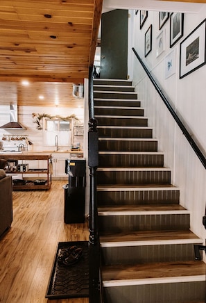 المنشأة من الداخل