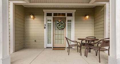 Two Bedroom Villa in the Heart of Branson!