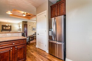 Interior - Two Bedroom Villa in the Heart of Branson! (Branson)