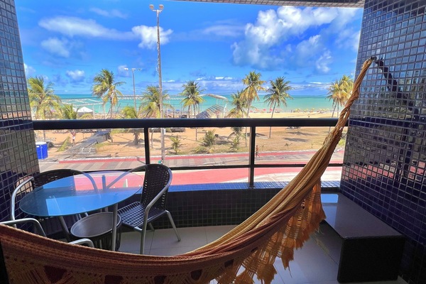 Ropa de cama de alta calidad, minibar y decoración personalizada