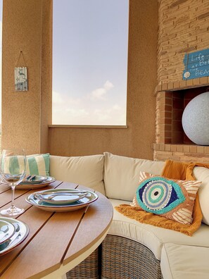 تناول الطعام