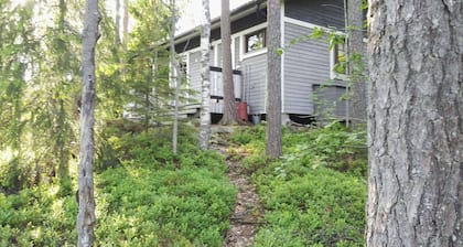 Silent lakeside cottage 1Hr from TMP Huvikumpu