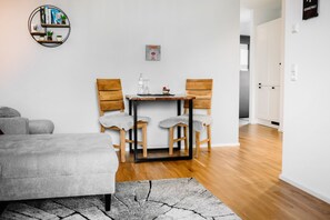 Interior - Small Black Forest apartment with balcony, elevator and garage (Villingen-Schwenningen)