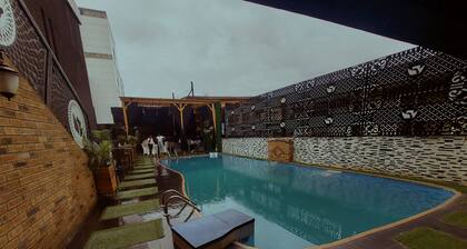 OLYMPUS HOTEL & SUITES
