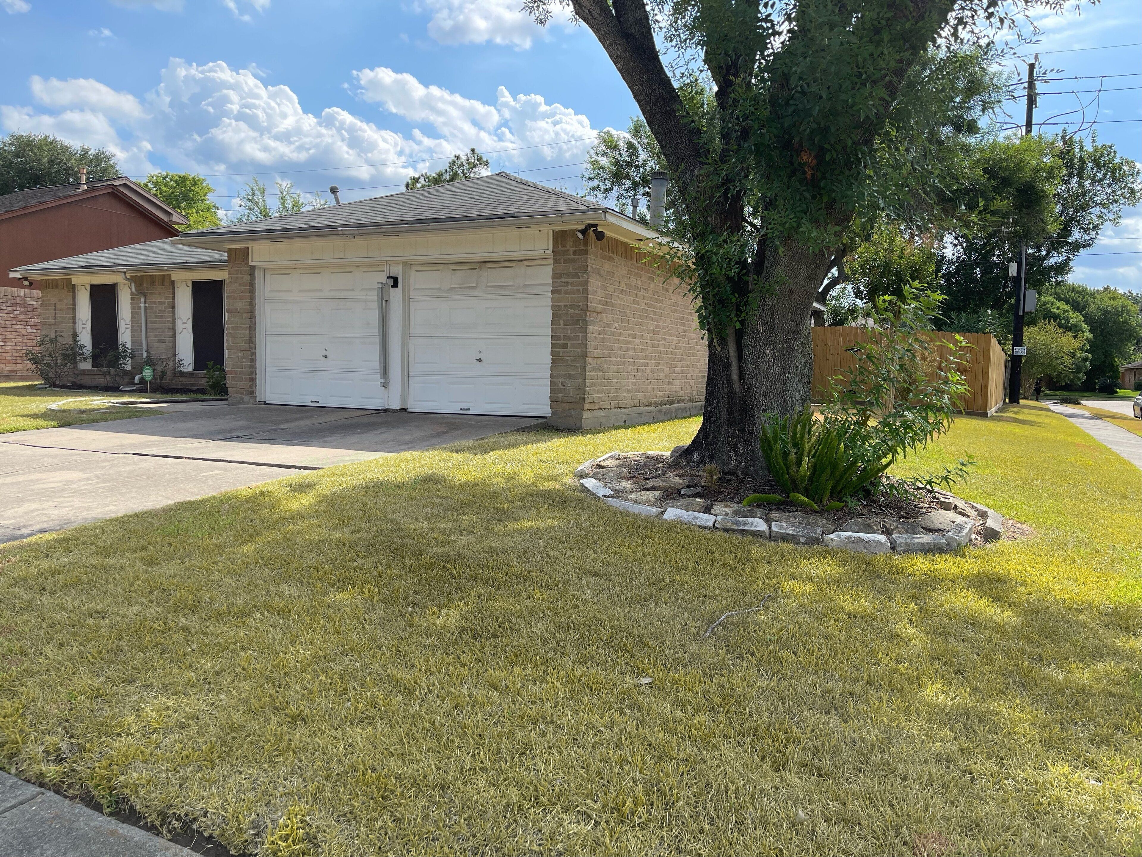 ❤Cheerful & Comfy ~ Fireplace ~ Backyard ~ Parking
