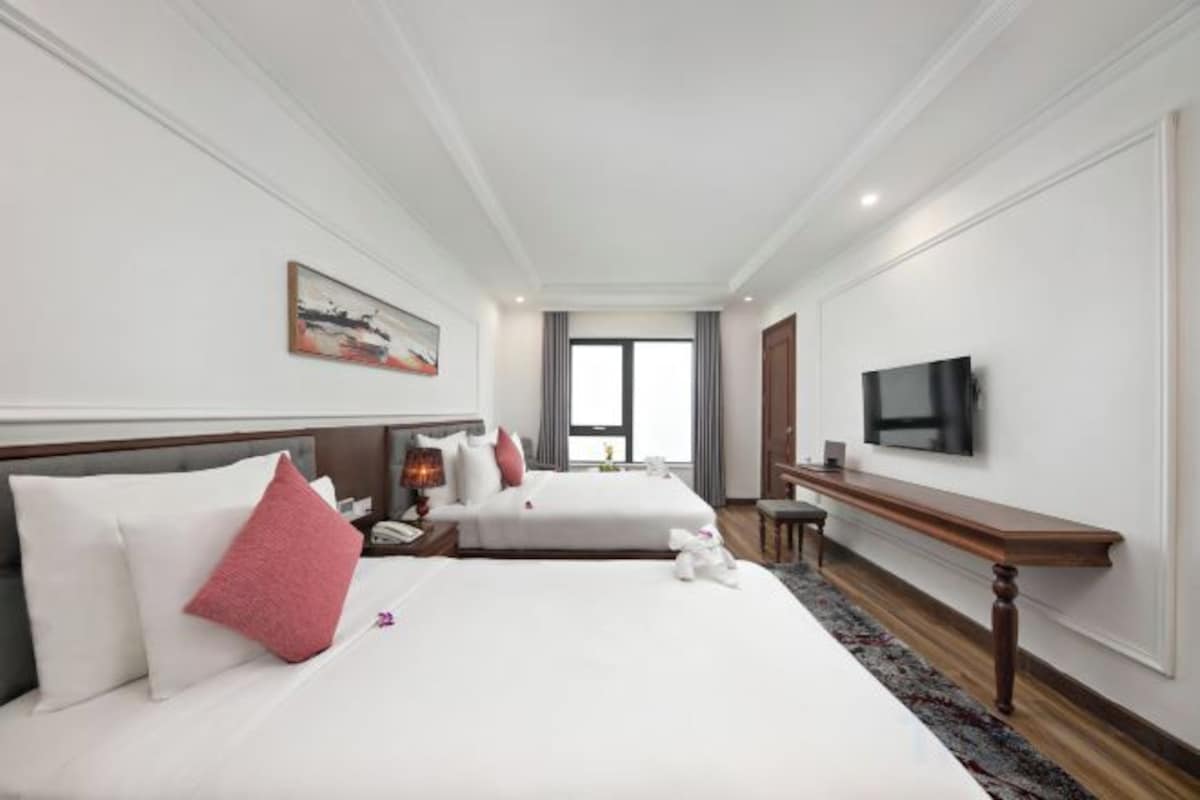 Luxe beddengoed, pillowtop-bedden, een minibar, een kluis op de kamer