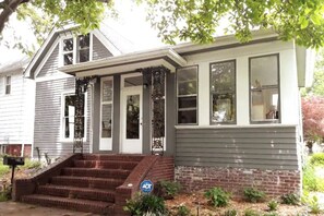 Exterior detail - Shawnee Forest In Town Retreat (Harrisburg)