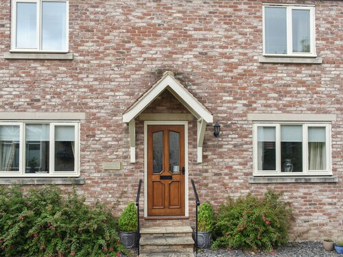 2 bedroom accommodation in Bishop Monkton, near Ripon