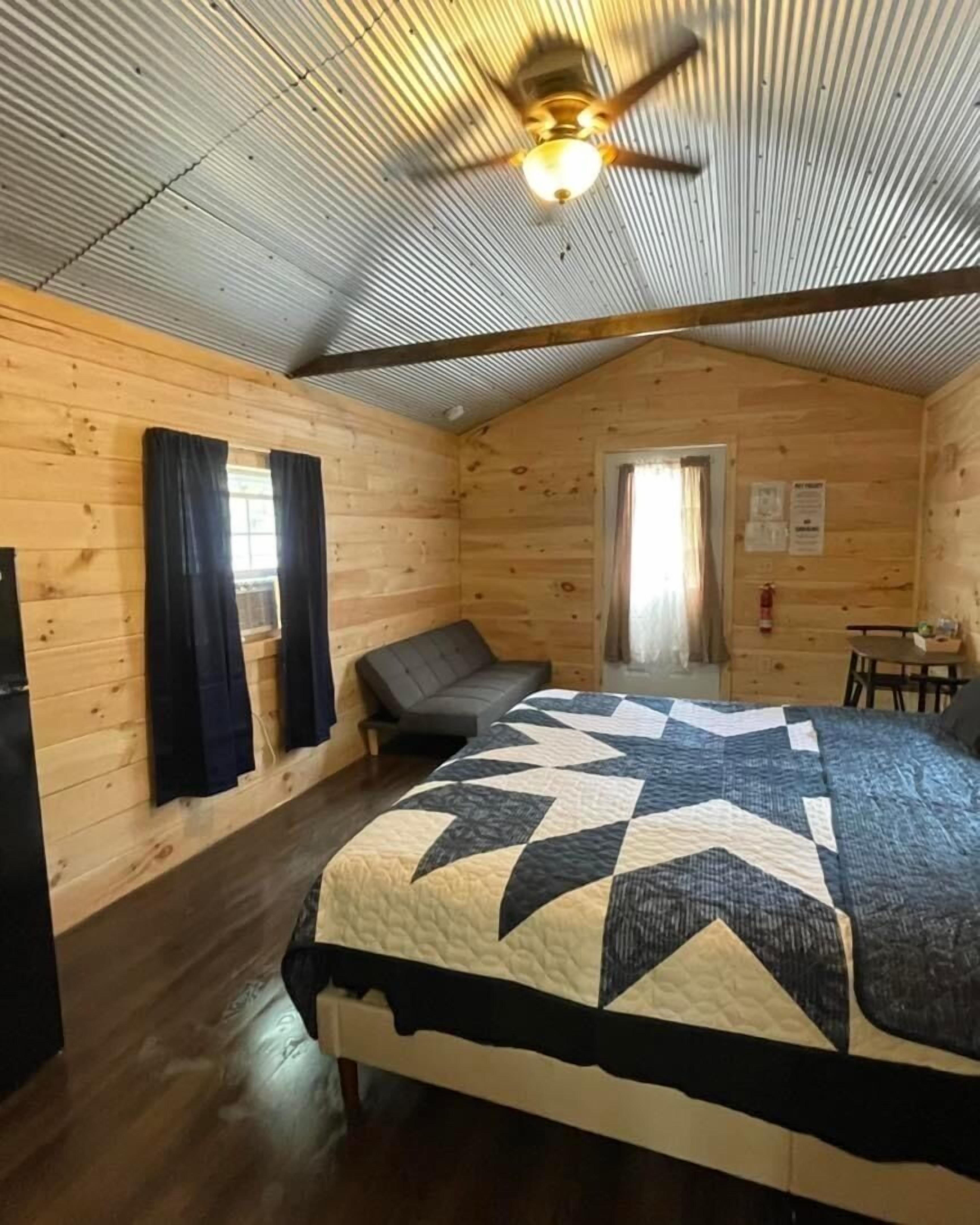 Laptop workspace, free WiFi, bed sheets