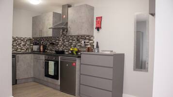 Studio | Private kitchen | Fridge, microwave, oven, stovetop