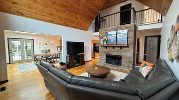 Smart TV, fireplace, DVD player, video library