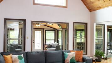 Smart TV, fireplace, DVD player, video library