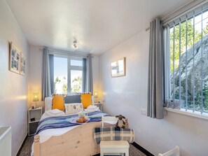 2 bedrooms, free WiFi, bed sheets - 2 bedroom accommodation in Talysarn (Talysarn)