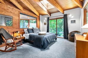 4 habitaciones, tabla de planchar con plancha y wifi gratis