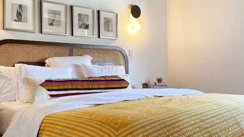 1 bedroom, desk, iron/ironing board, WiFi (free)